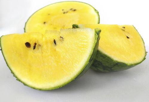 人吃瓜多会变胖,小心身材走样！揭秘瓜果热量与体重管理