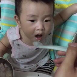 小朋友吃小瓜视频,小朋友欢乐吃小瓜瞬间