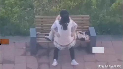 吉林学校情侣吃瓜,甜蜜瞬间与校园生活趣事